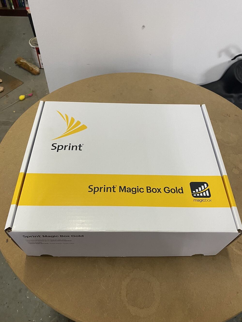 Sprint Magic Box Gold Cell Phone Signal Booster Amplifier AirUnity 587 B41HL